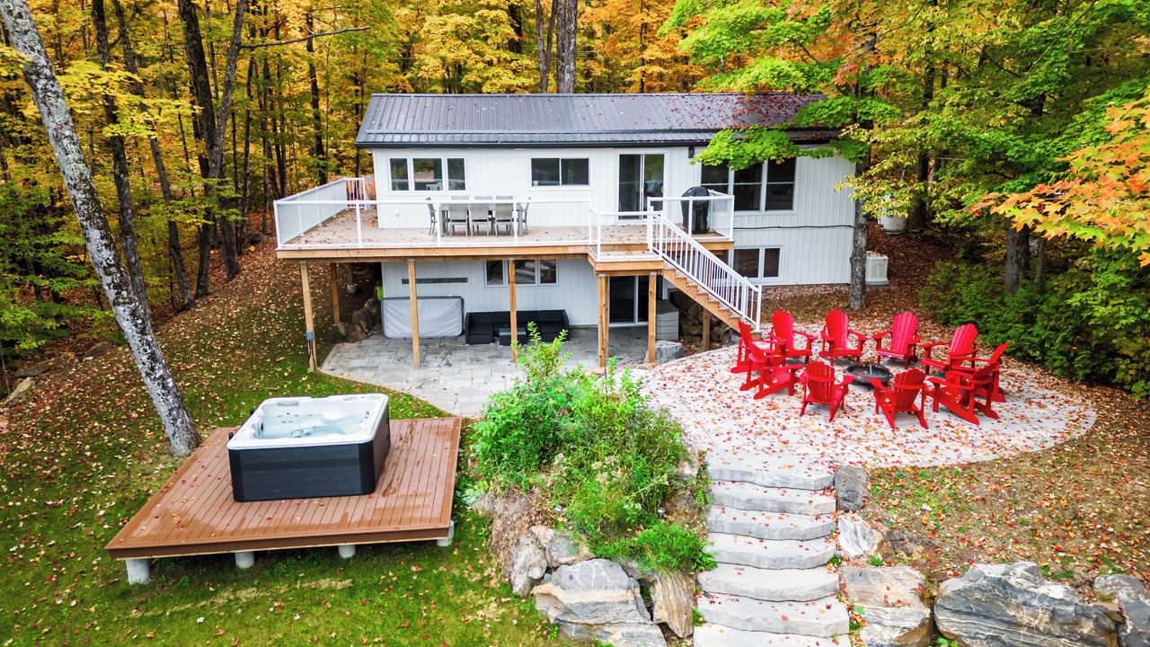 Photo of Patio Balcony in Marmora and Lake