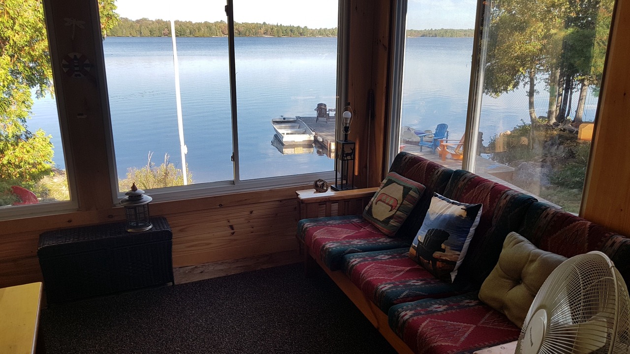 Photo of Livingroom in McMurrich/Monteith