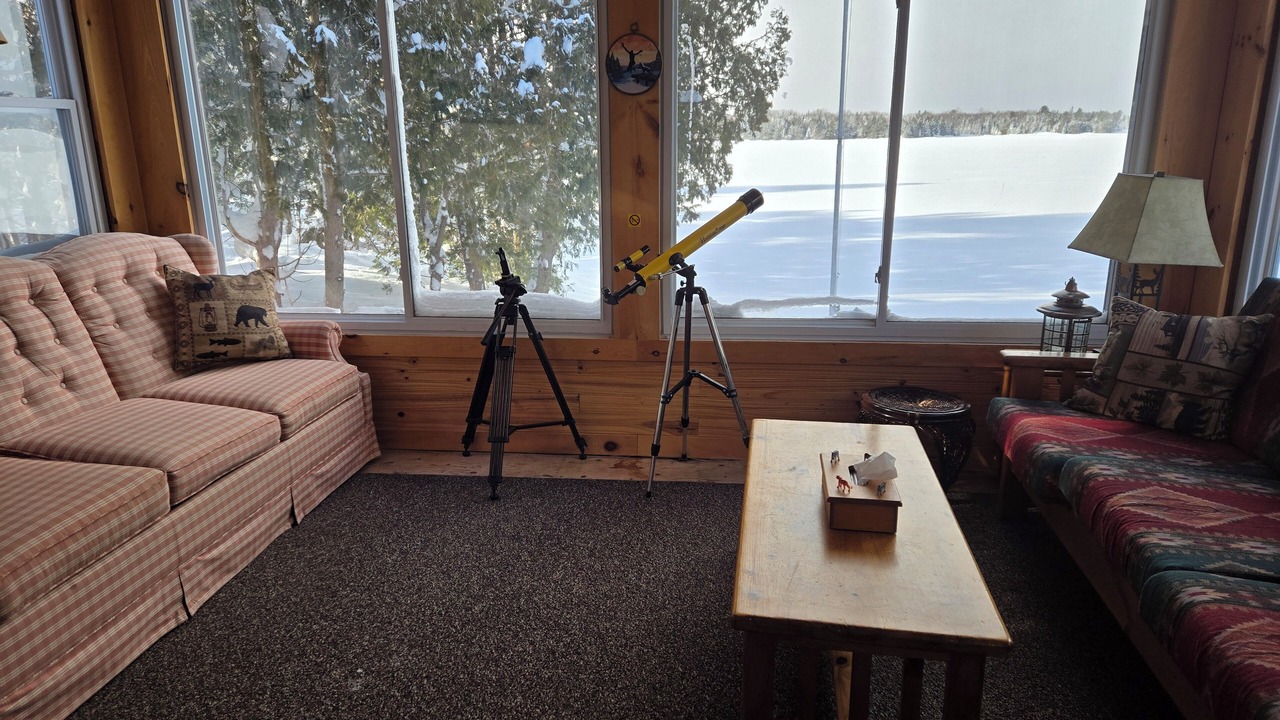 Photo of Livingroom in McMurrich/Monteith