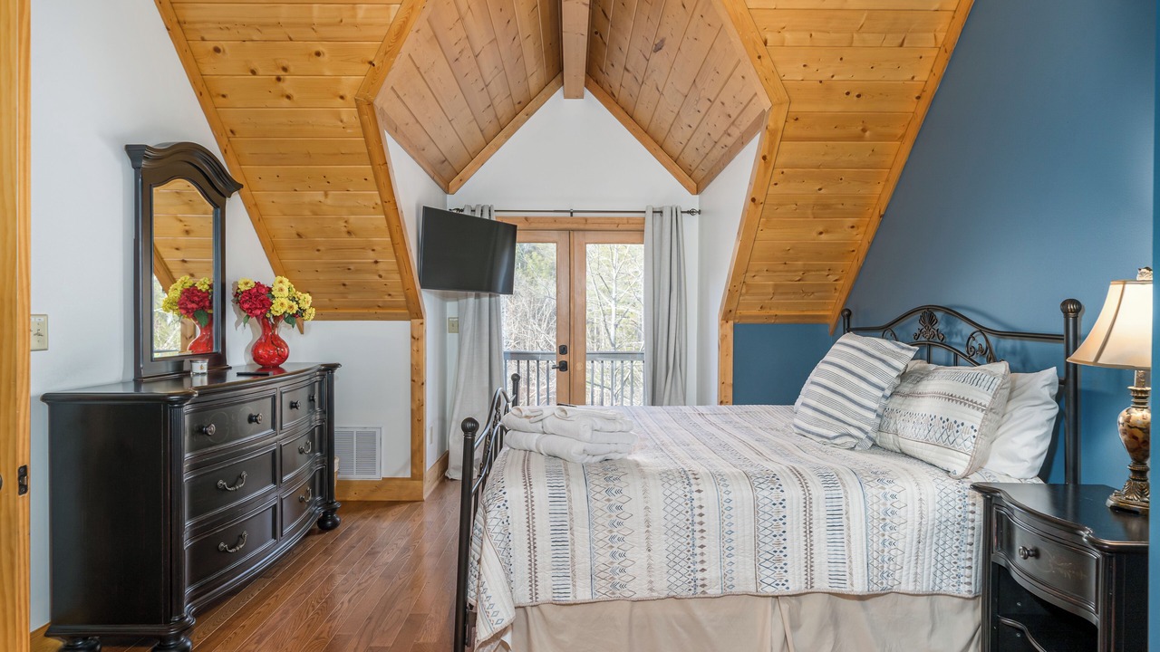 Photo of Bedroom in Ellijay