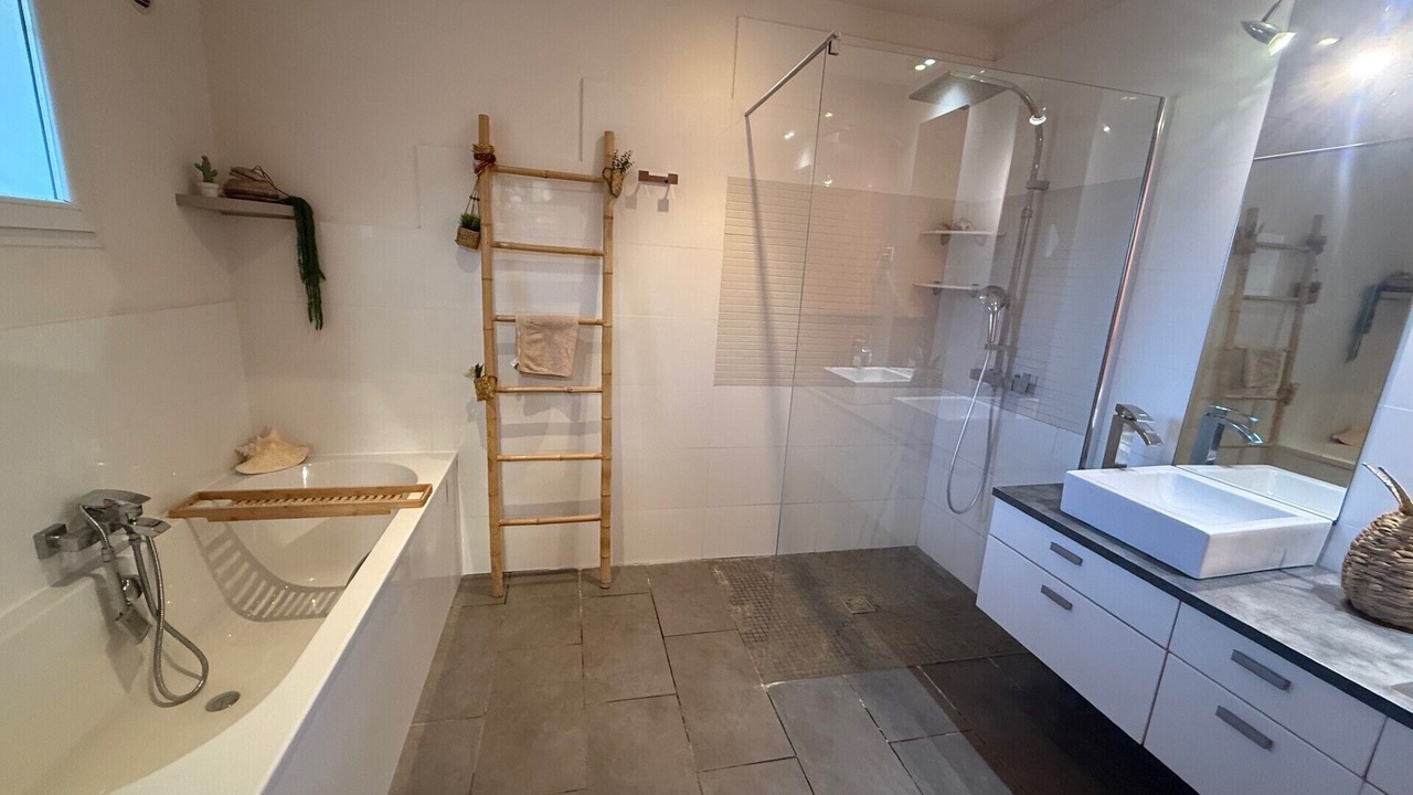 Photo of Bathroom in Le Bosc