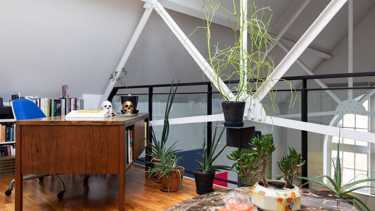 Photo of Others in Hoxton