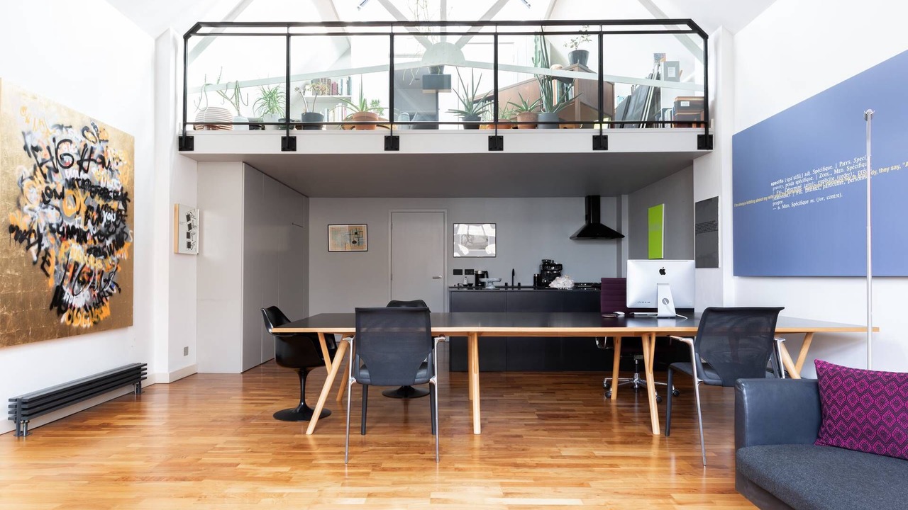 Photo of Others in Hoxton