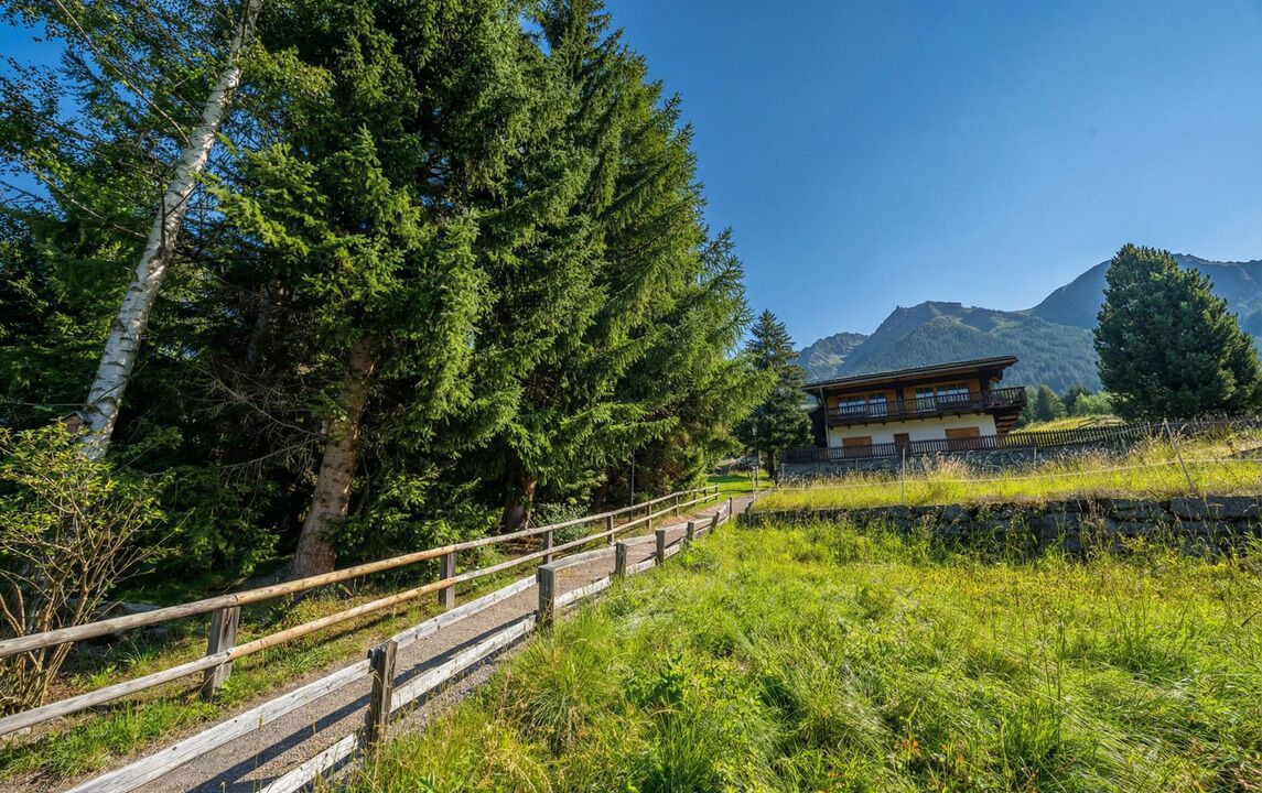Photo of Outdoor in Graechen