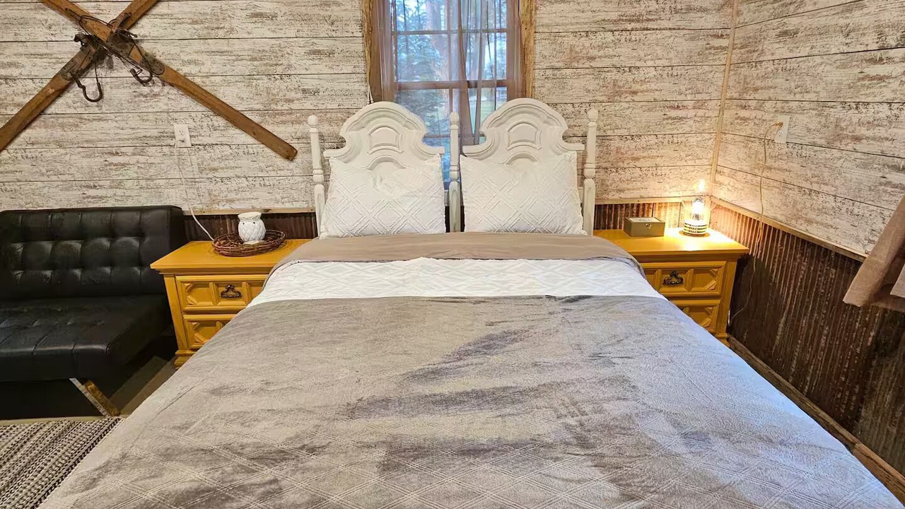 Photo of Bedroom in Weyerhaeuser