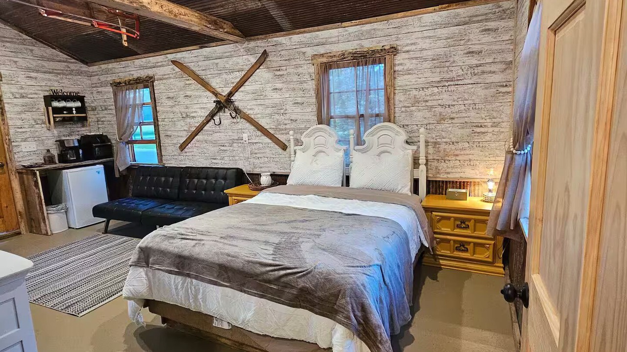 Photo of Bedroom in Weyerhaeuser
