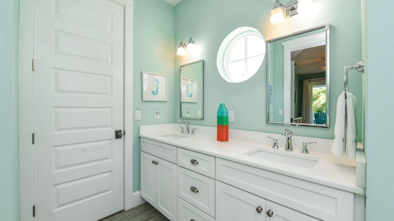 Photo of Bathroom in Holmes Beach