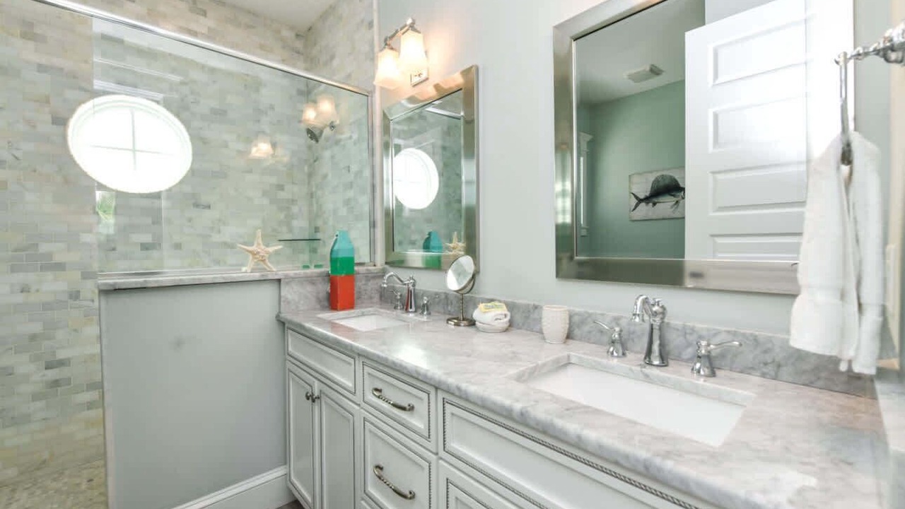 Photo of Bathroom in Holmes Beach