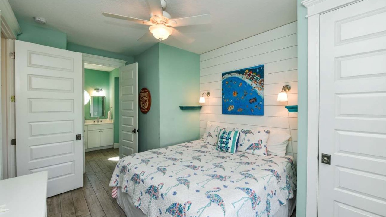 Photo of Bedroom in Holmes Beach