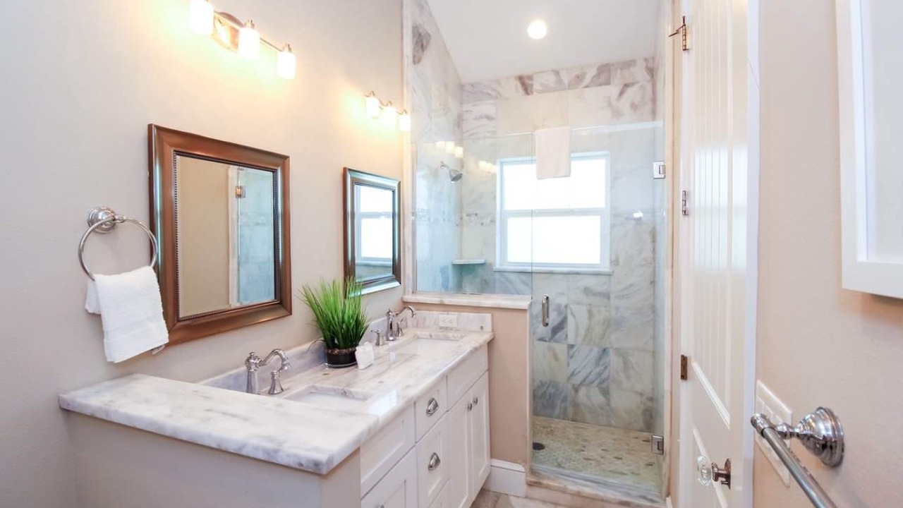 Photo of Bathroom in Holmes Beach