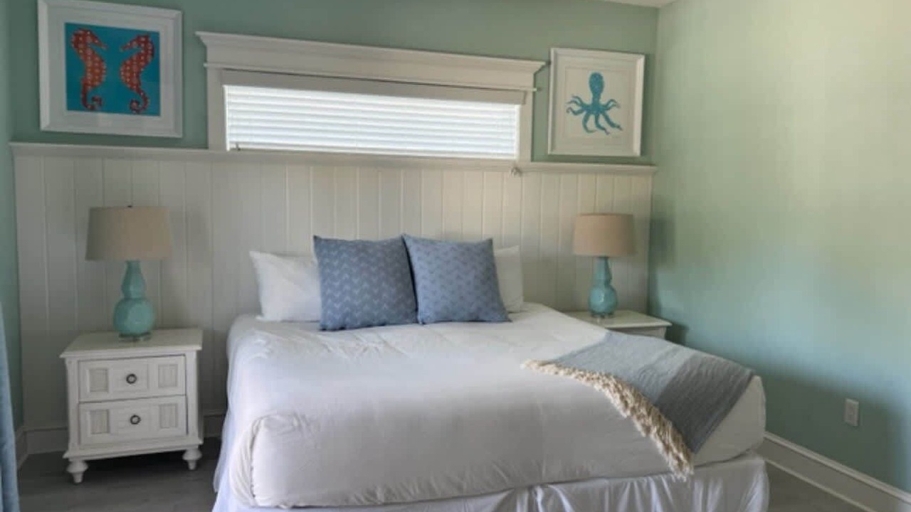 Photo of Bedroom in Holmes Beach