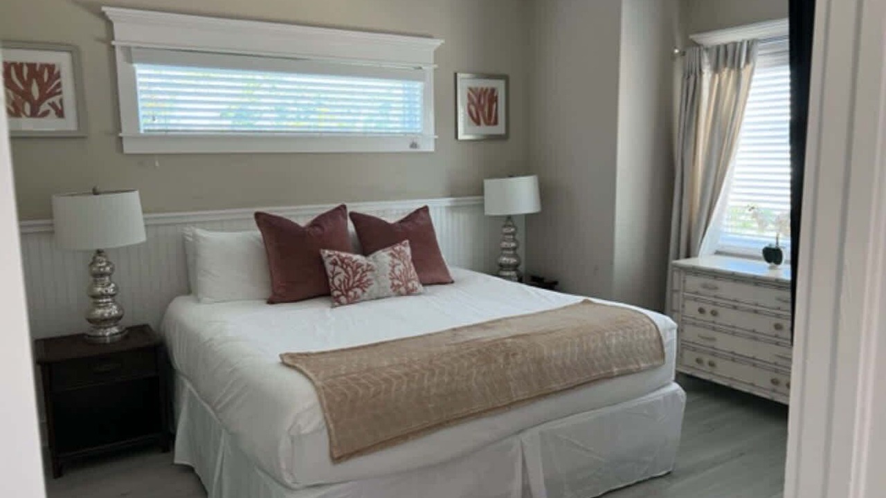 Photo of Bedroom in Holmes Beach