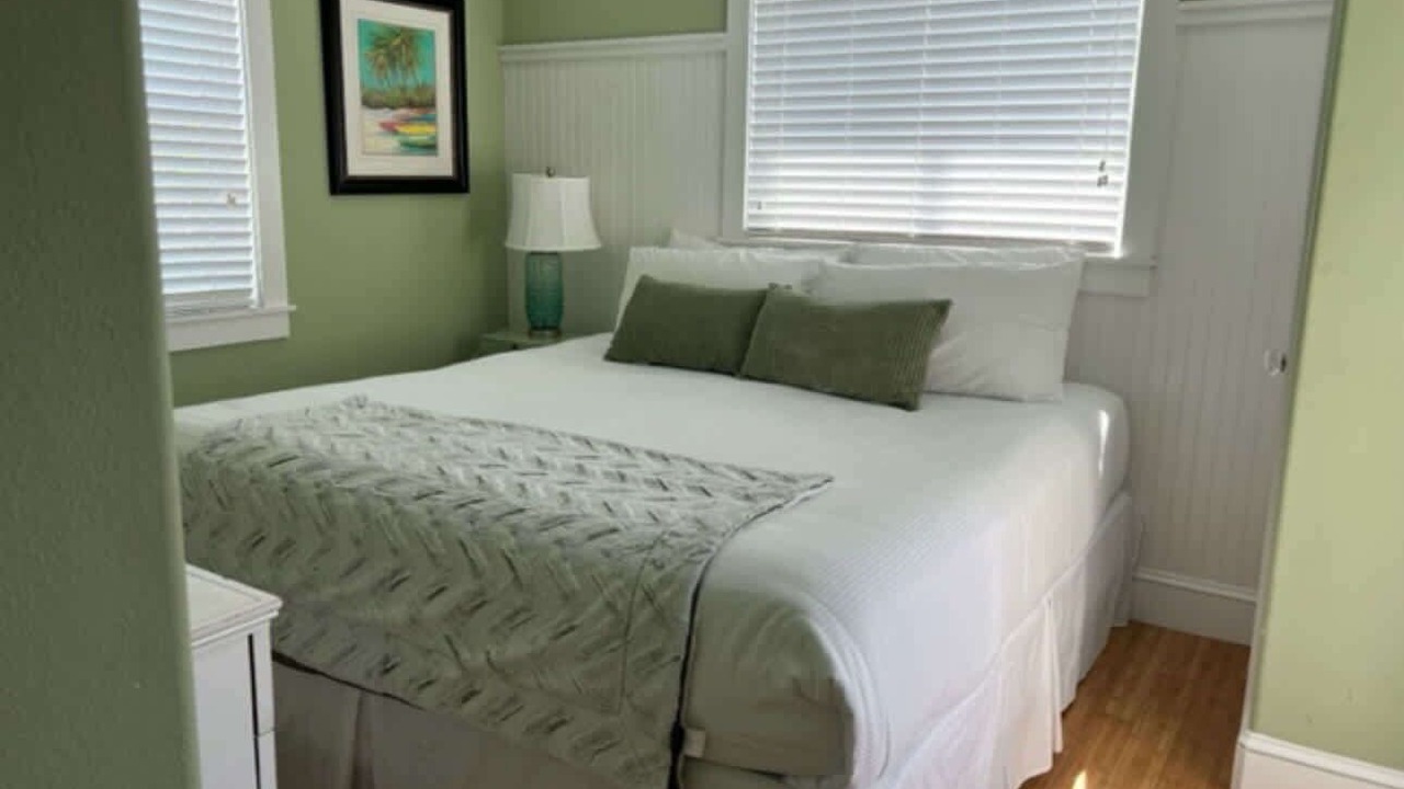 Photo of Bedroom in Holmes Beach