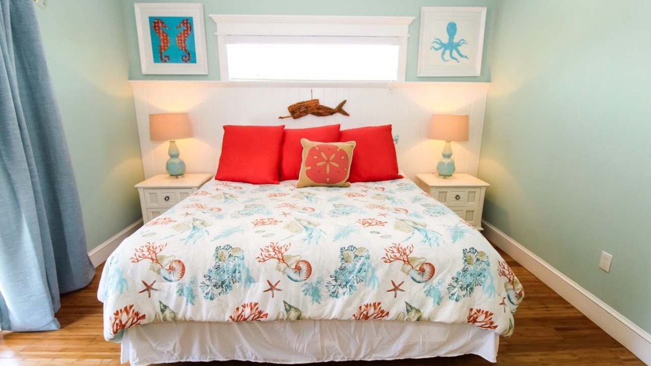 Photo of Bedroom in Holmes Beach