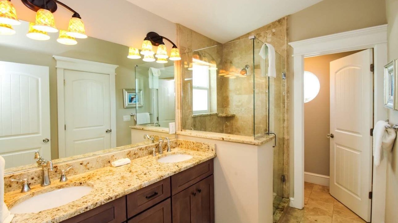 Photo of Bathroom in Holmes Beach