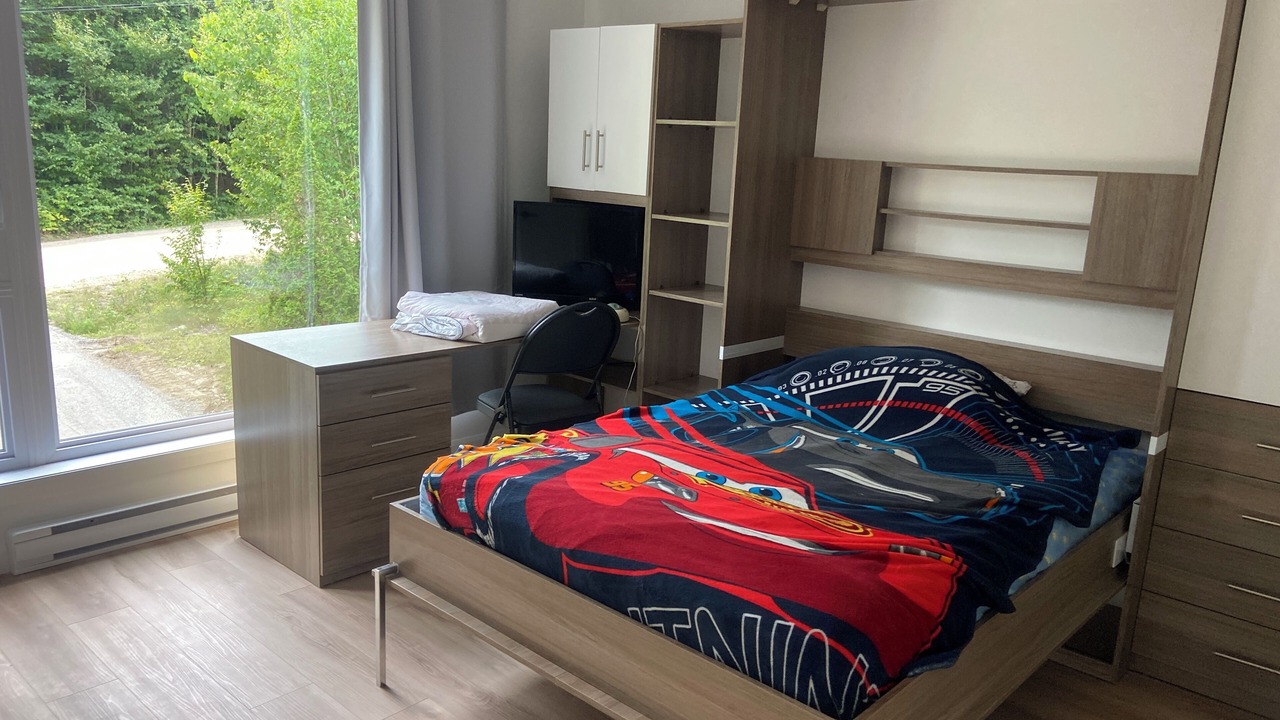 Photo of Bedroom in St-Adolphe-d'Howard
