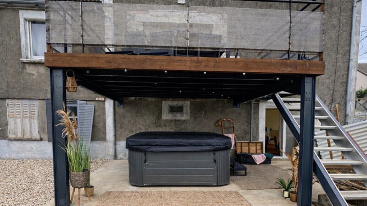 Photo of Patio Balcony in Mauriac