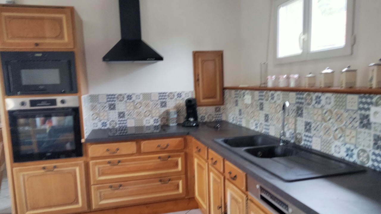 Photo of Kitchen in Fontaine-sur-Somme