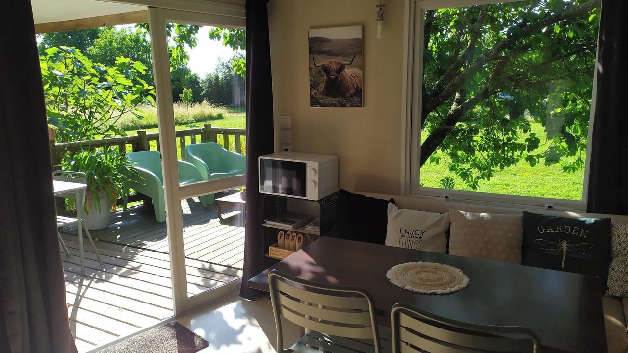 Photo of Livingroom in Noyant-la-Plaine