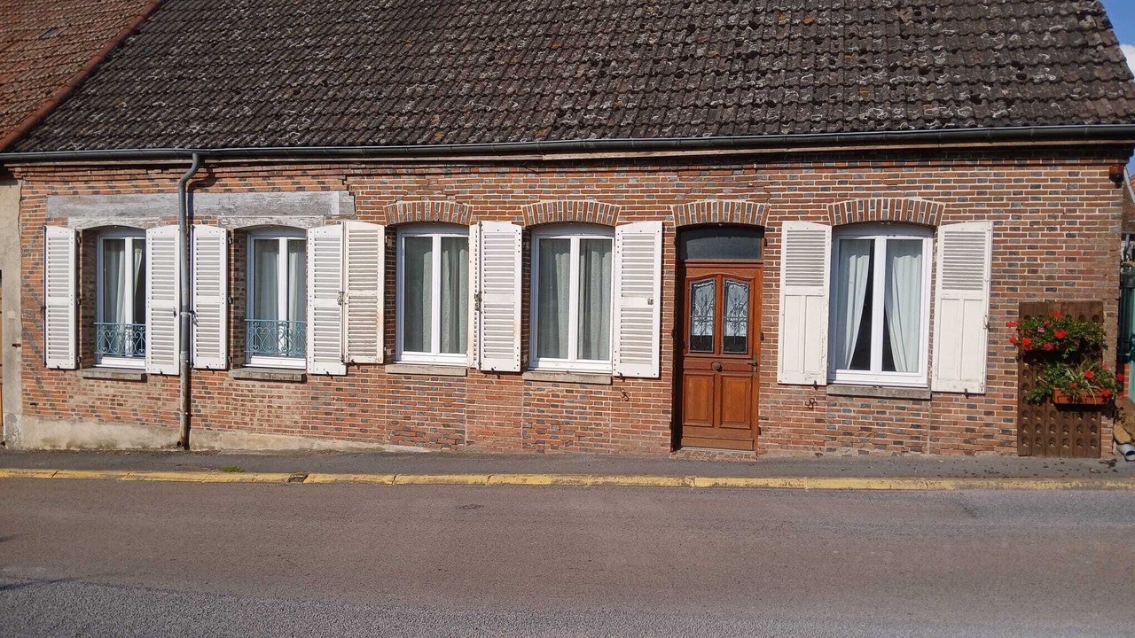 Photo of Outdoor in Fontaine-Denis-Nuisy