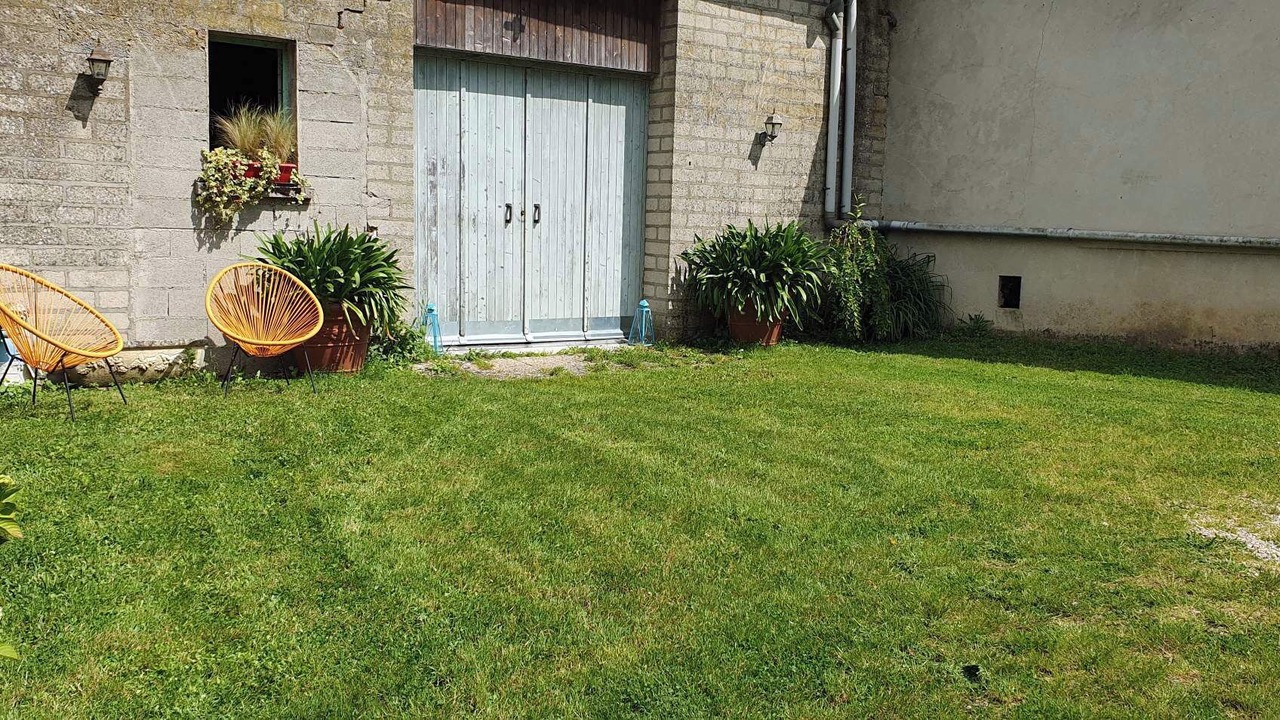 Photo of Outdoor in Fontaine-Denis-Nuisy