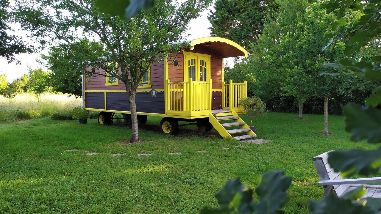 Photo of Outdoor in Noyant-la-Plaine