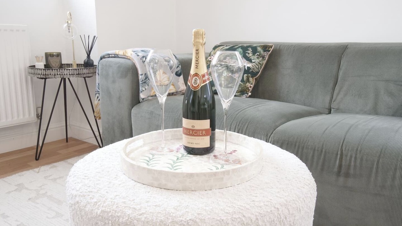 Photo of Livingroom in Wokingham