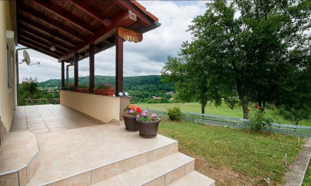 Photo of Patio Balcony in Dreznik Grad