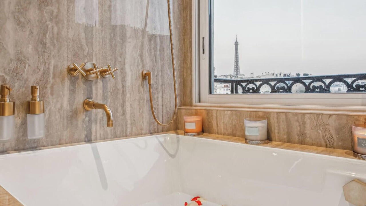 Photo of Bathroom in 16th Arrondissement