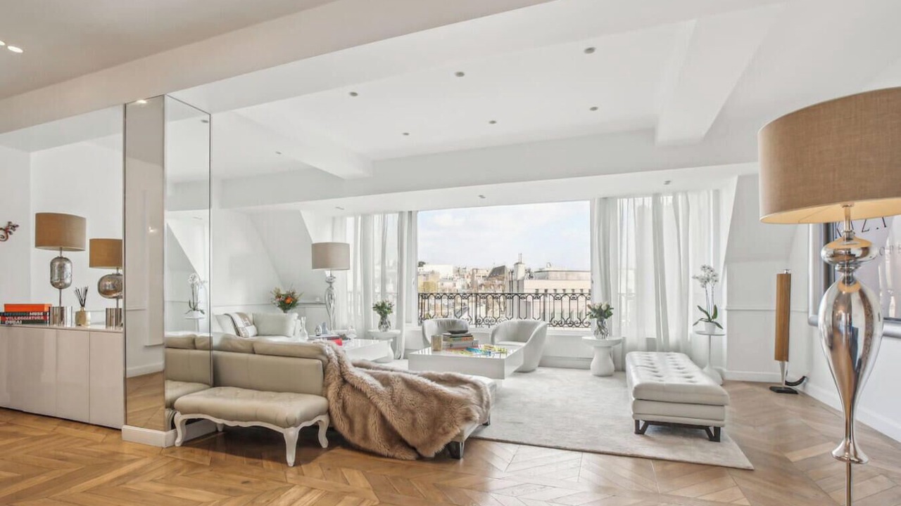 Photo of Livingroom in 16th Arrondissement