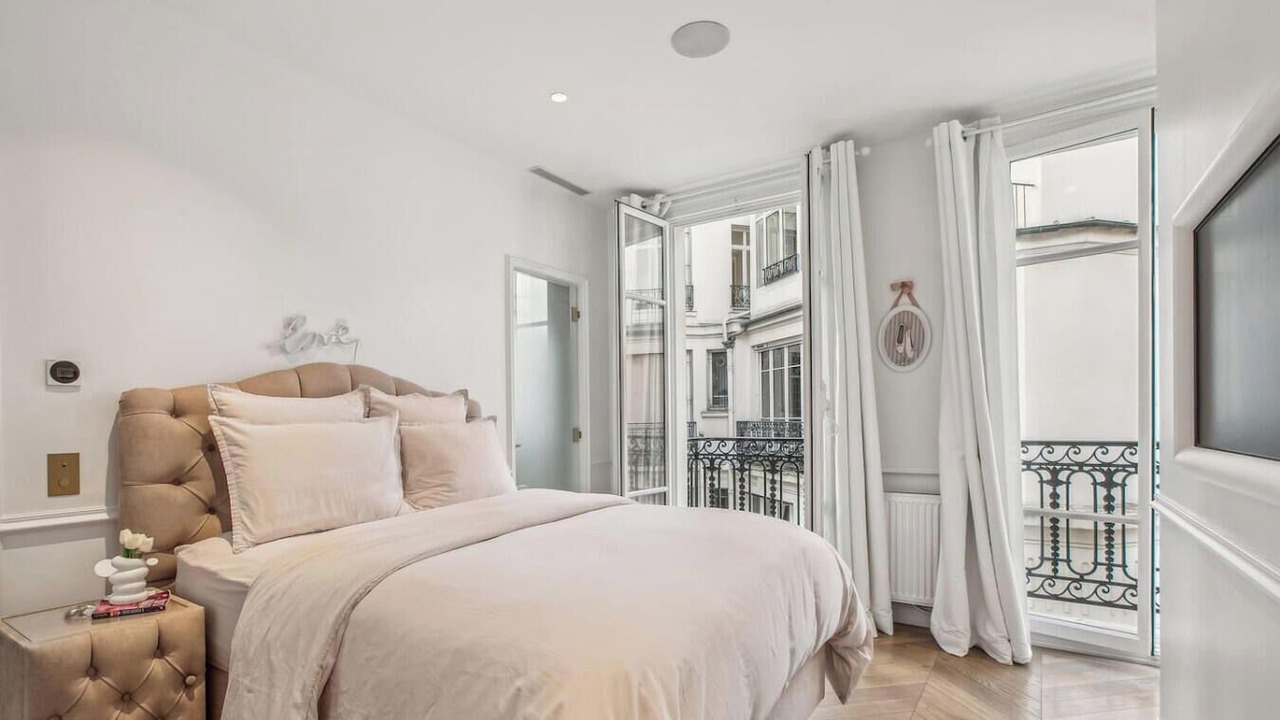 Photo of Bedroom in 16th Arrondissement