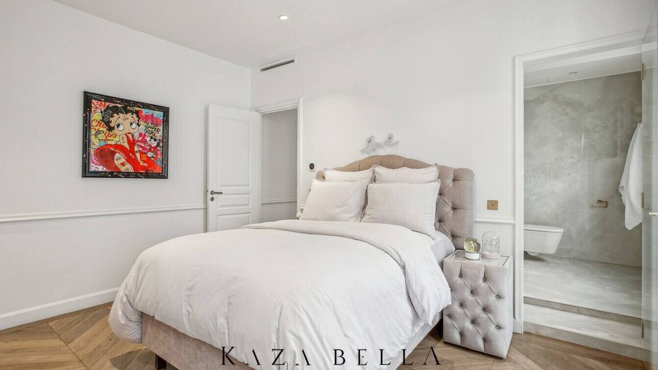Photo of Bedroom in 16th Arrondissement
