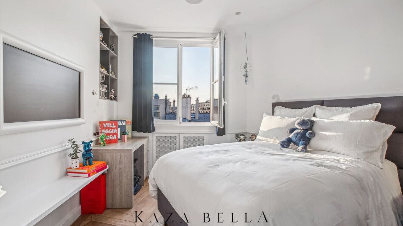 Photo of Bedroom in 16th Arrondissement