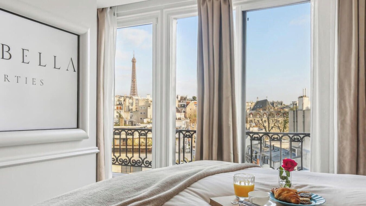 Photo of Bedroom in 16th Arrondissement