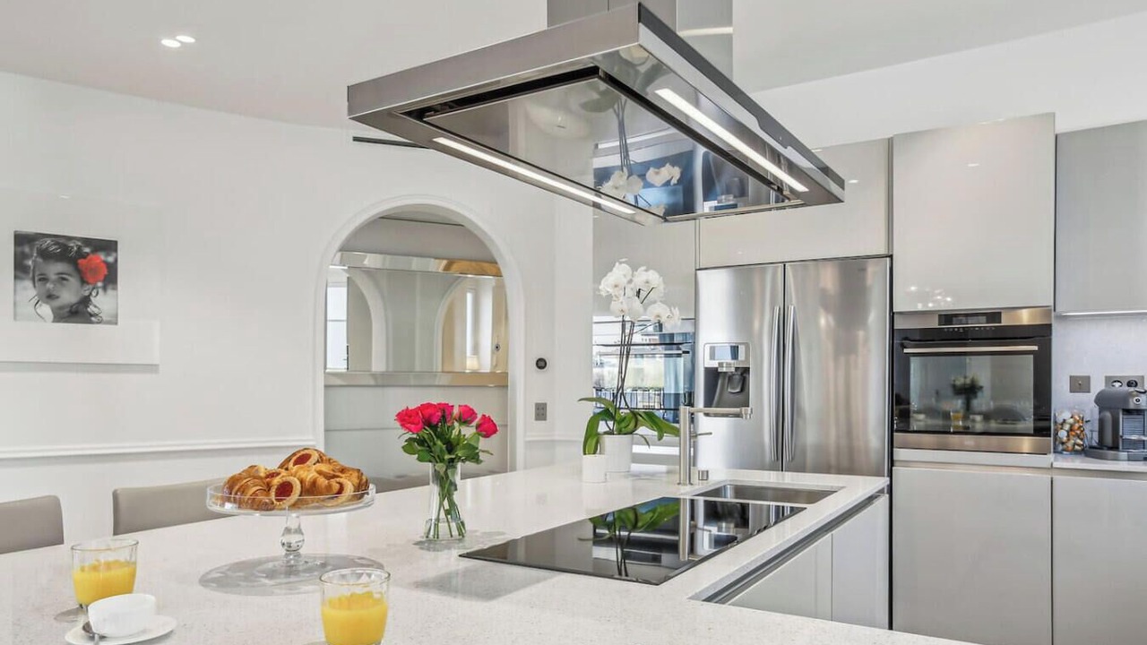 Photo of Kitchen in 16th Arrondissement