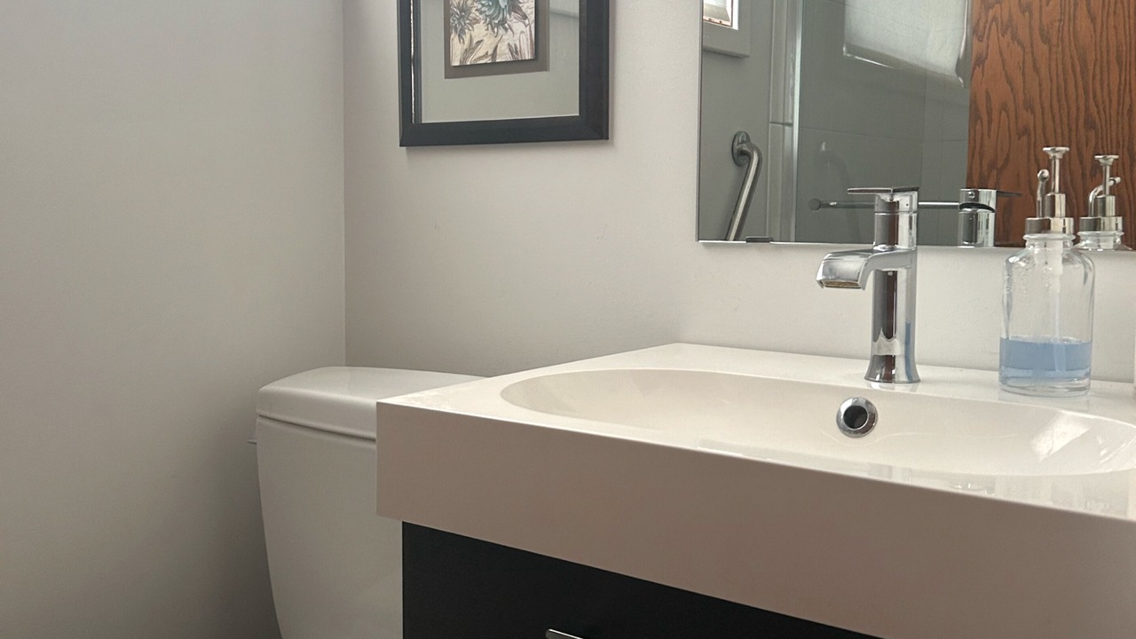 Photo of Bathroom in Bayport