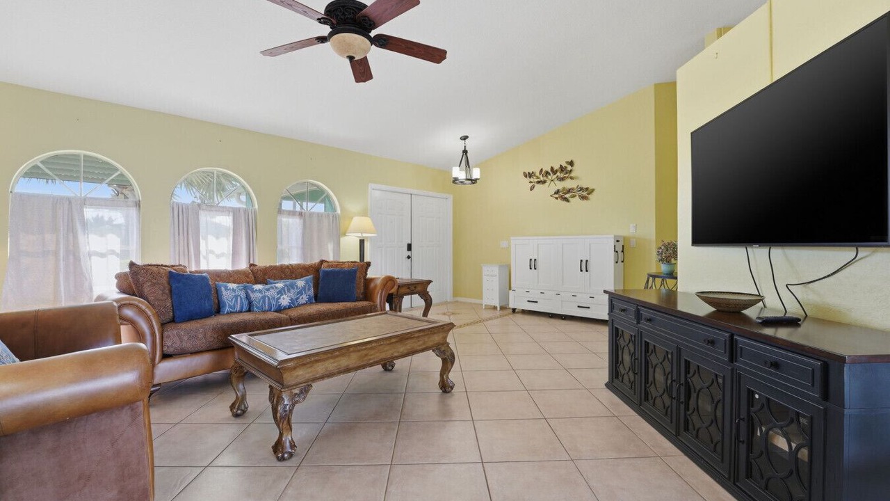 Photo of Bedroom in Gulf Cove