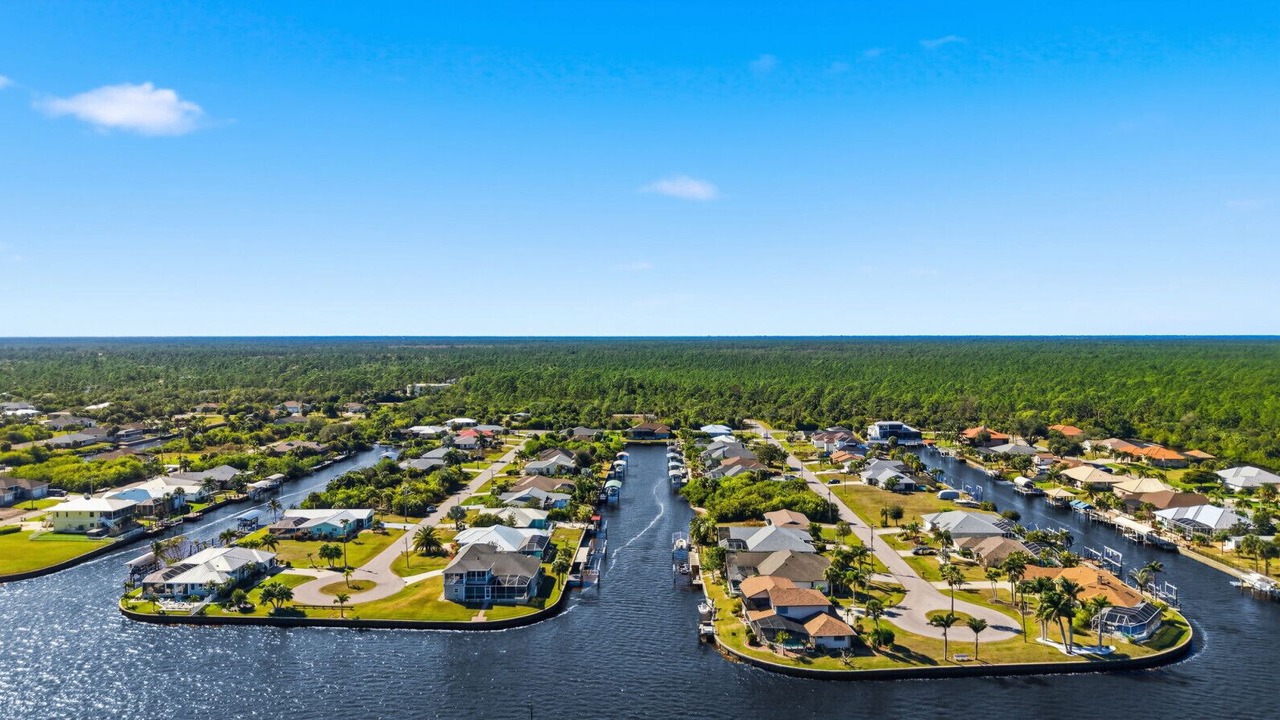 Photo of Others in Gulf Cove