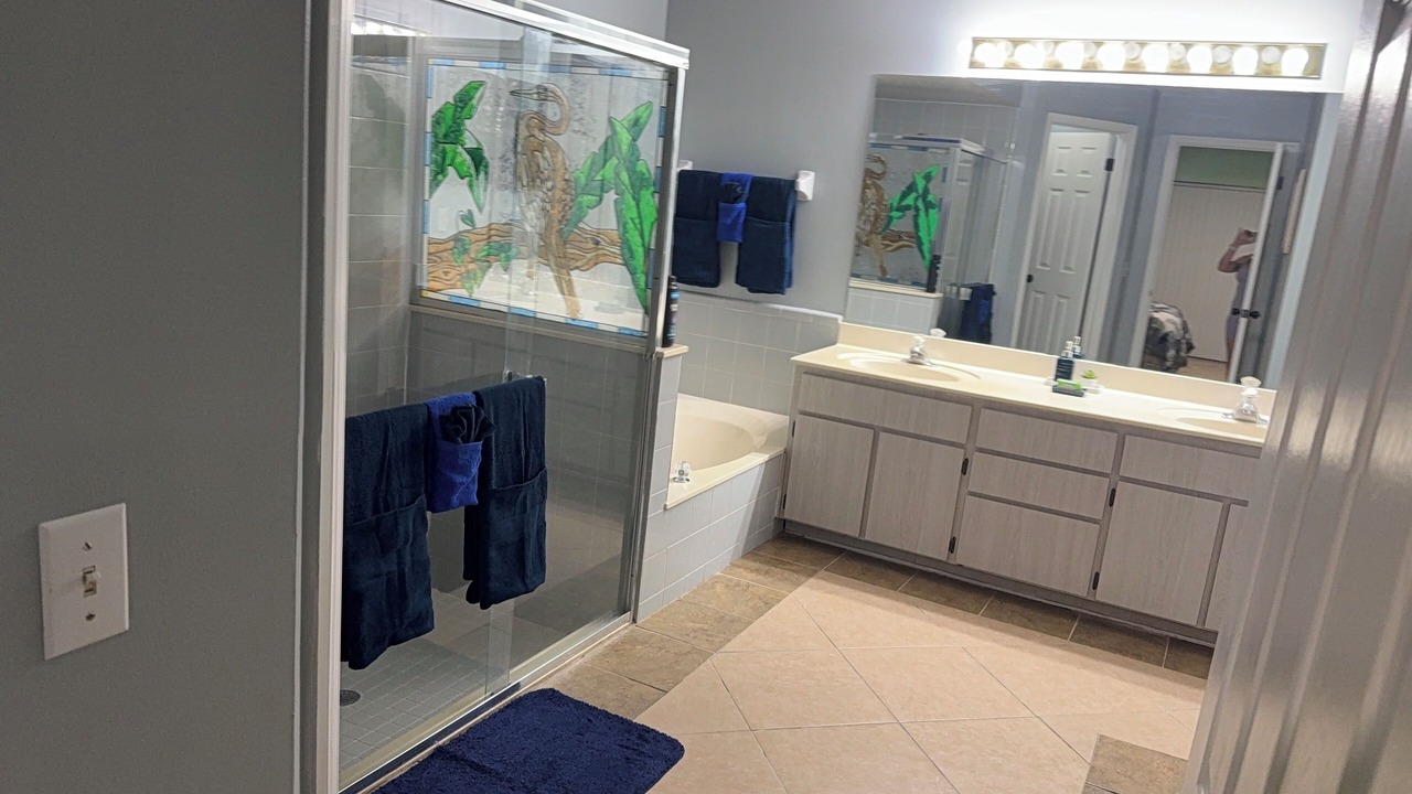 Photo of Bathroom in Lindfields