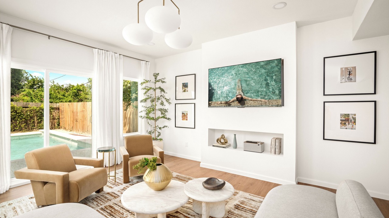 Photo of Livingroom in South Central Houston