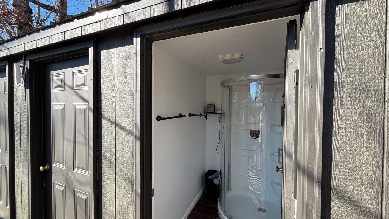 Photo of Bathroom in Stanton