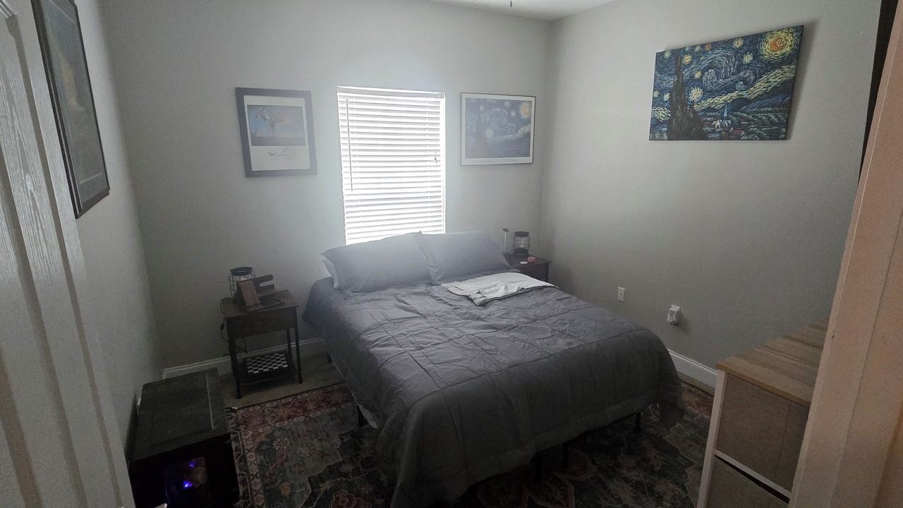Photo of Bedroom in Walker
