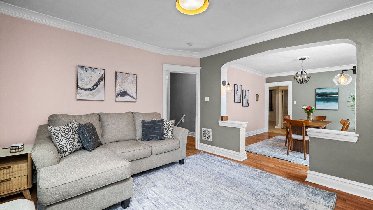 Photo of Livingroom in The Southampton