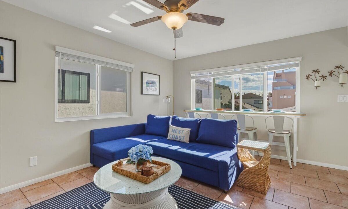 Photo of Livingroom in Central Mission Beach