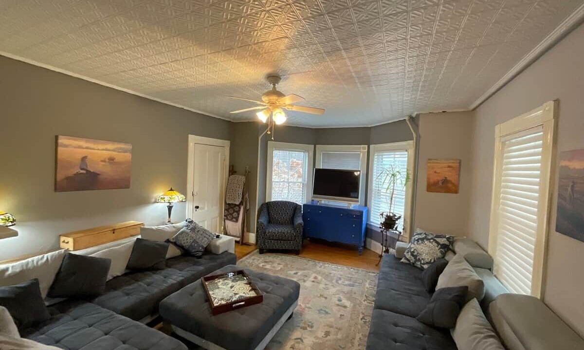 Photo of Livingroom in Milford
