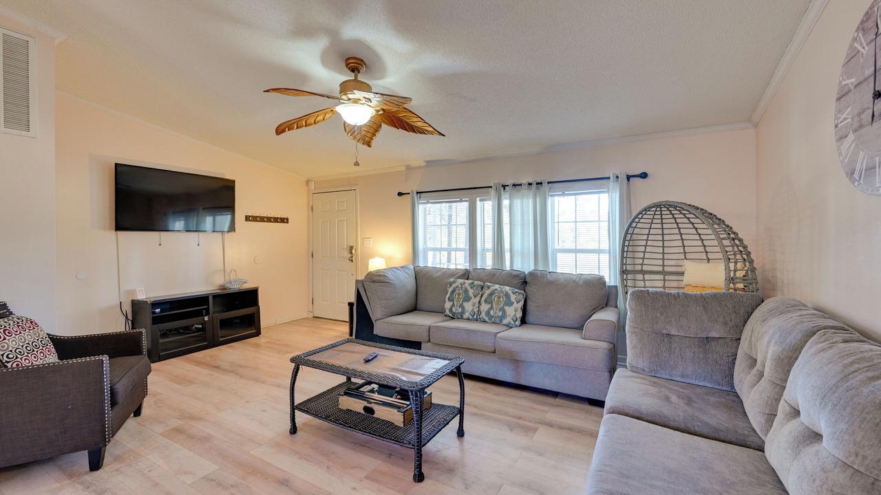 Photo of Bedroom in Crisp