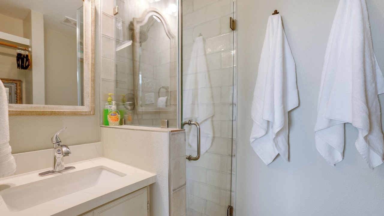 Photo of Bathroom in West Livingston