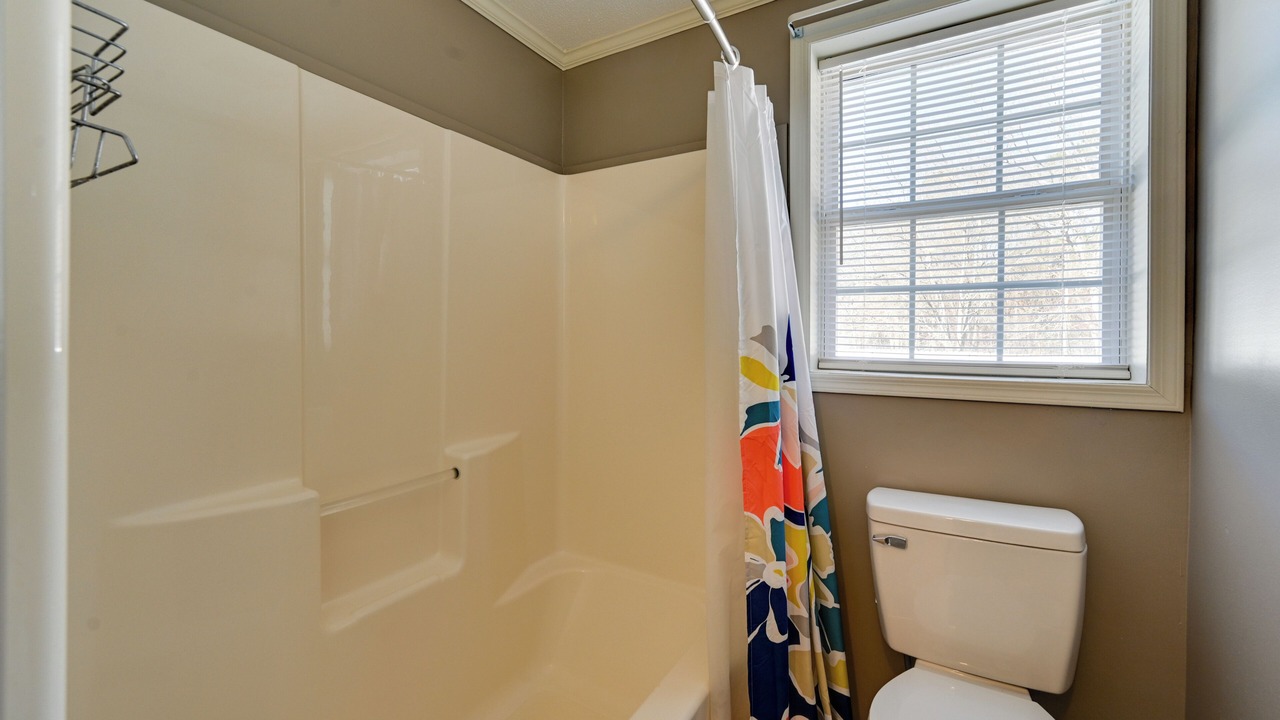 Photo of Bathroom in Crisp