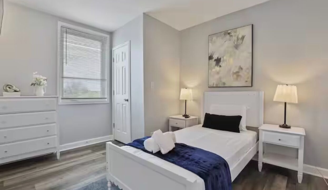 Photo of Bedroom in Oak Park