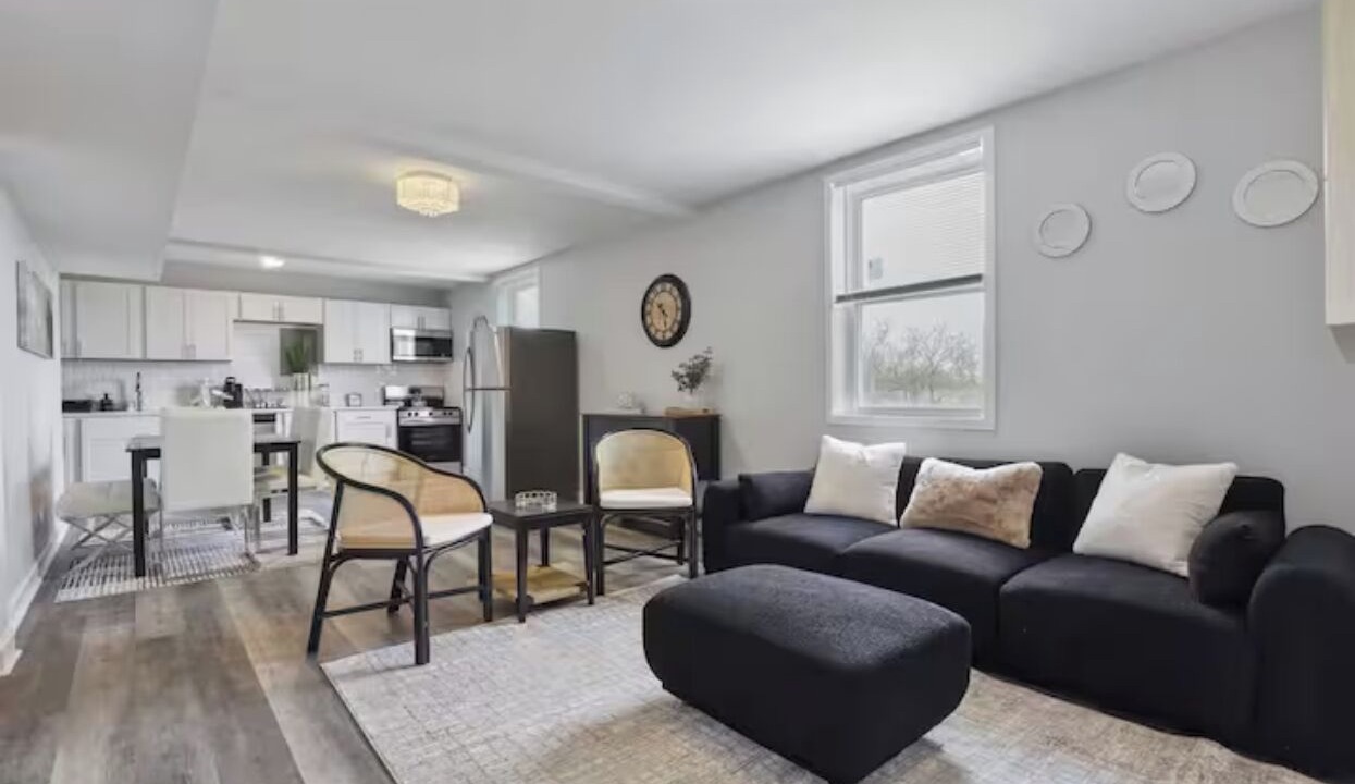 Photo of Livingroom in Oak Park